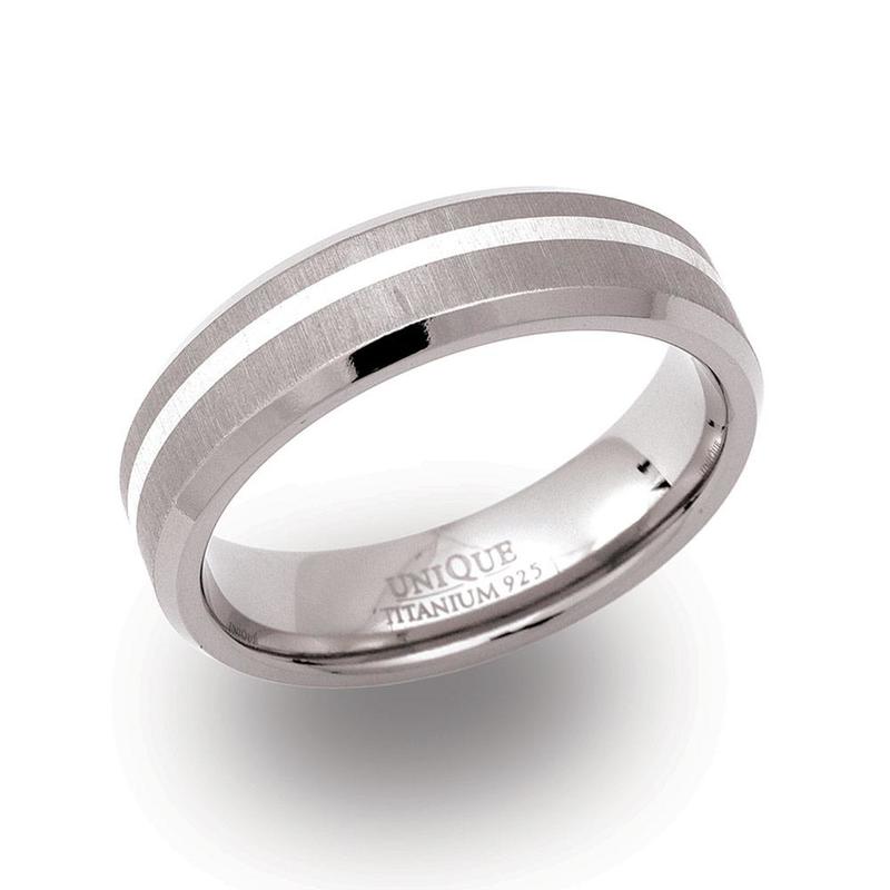 Unique&Co 6mm Titanium Ring with Silver Inlay