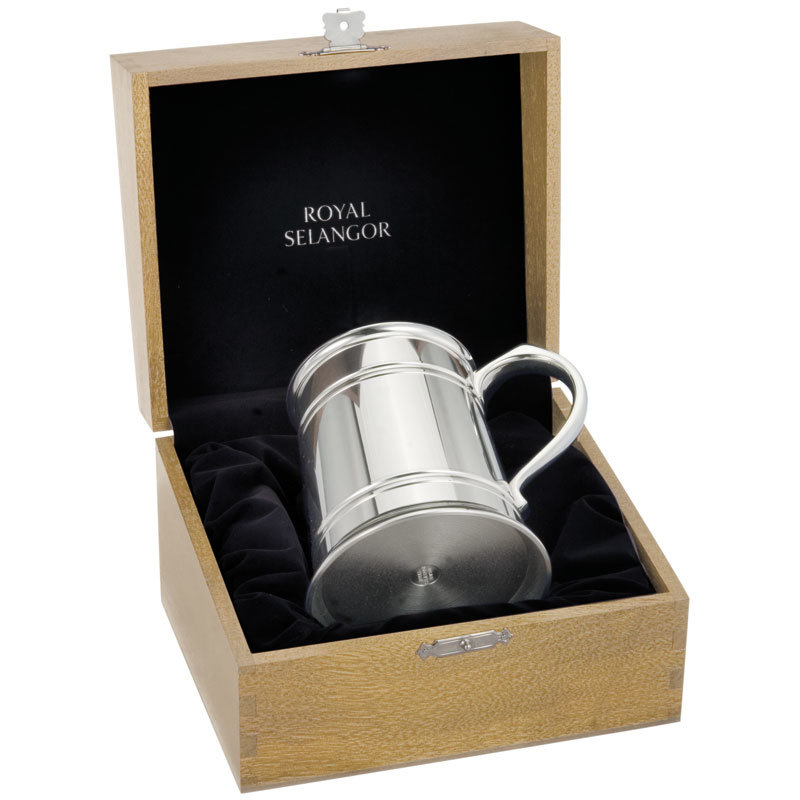 Straight Sided Pewter Tankard Gift Boxed